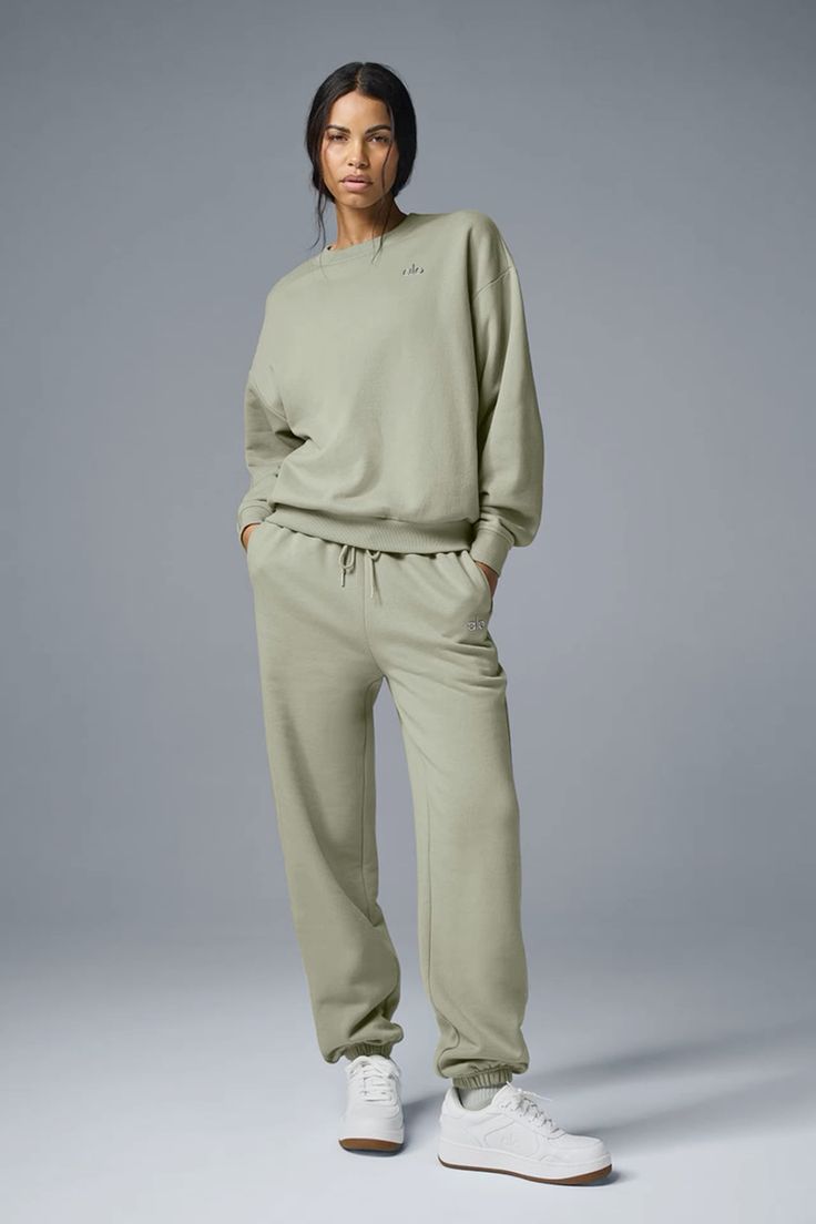 SWEATSHIRTS